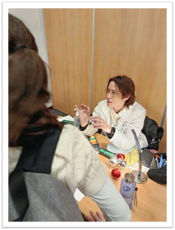 Emilie, Graveuse sur verre